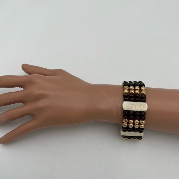 Multi-Layer Beaded Stretchable Statement Bracelets NWT - Picture 6 of 10